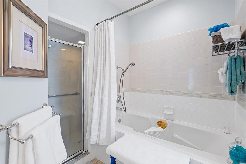 На продажу: $399,900 (3 спален, 2 ванн, 1655 Квадратных фут)