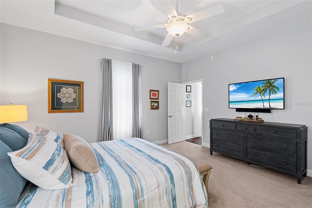 На продажу: $399,900 (3 спален, 2 ванн, 1655 Квадратных фут)