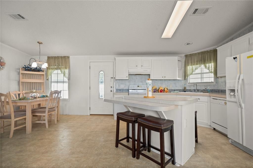 En Venta: $289,000 (2 camas, 2 baños, 1104 Pies cuadrados)