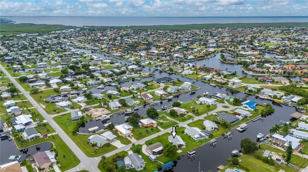 На продажу: $289,000 (2 спален, 2 ванн, 1104 Квадратных фут)