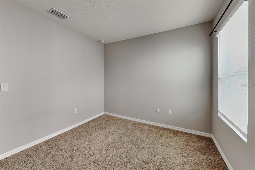For Rent: $2,299 (3 beds, 2 baths, 1666 Square Feet)