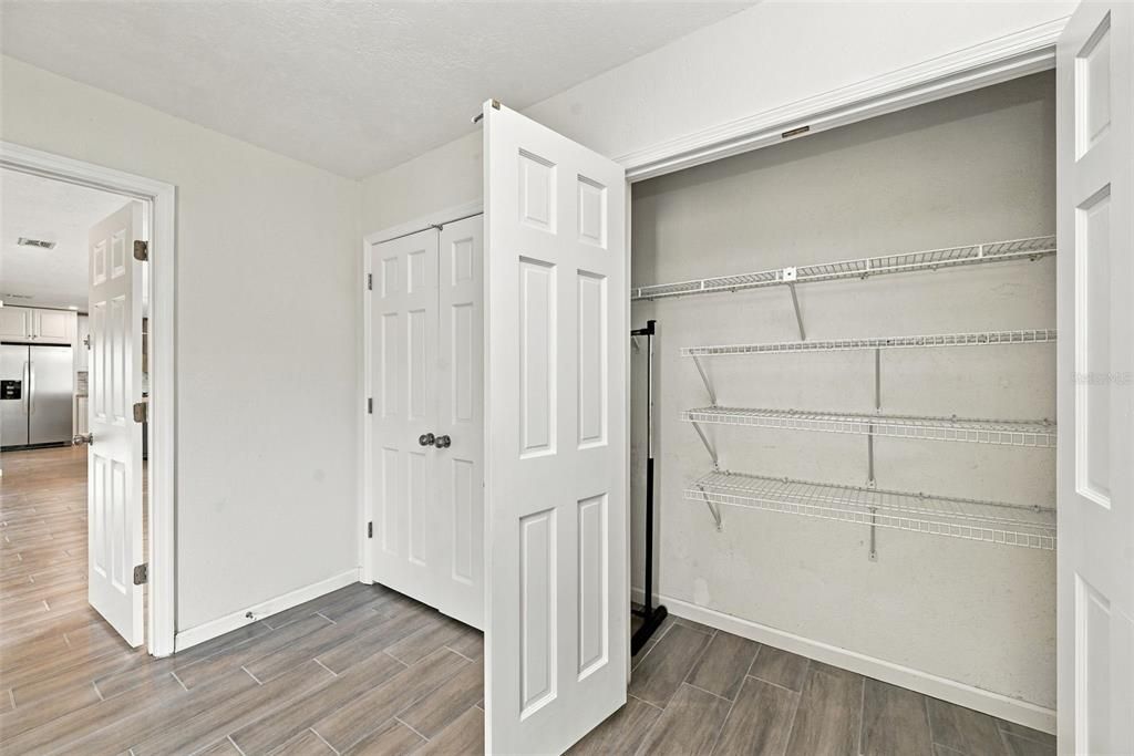 В аренду: $2,500 (4 спален, 2 ванн, 2523 Квадратных фут)