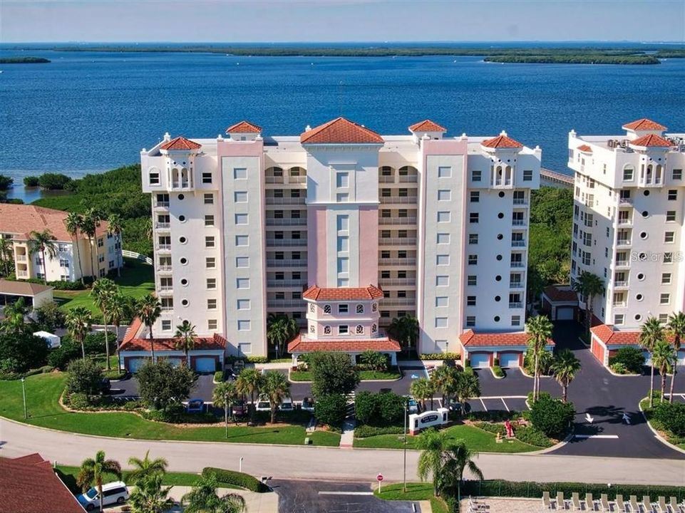 На продажу: $499,000 (3 спален, 2 ванн, 2306 Квадратных фут)