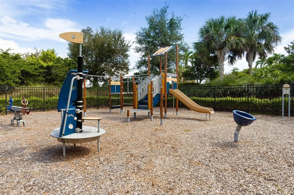 Active With Contract: $700,000 (3 beds, 3 baths, 2280 Square Feet)