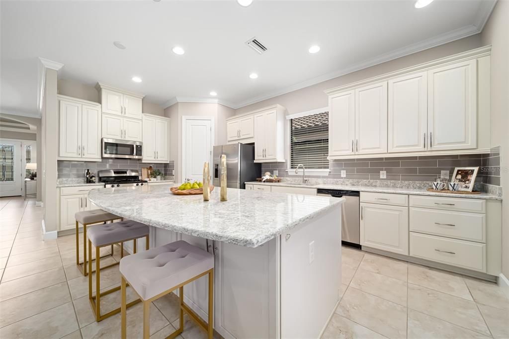 Active With Contract: $700,000 (3 beds, 3 baths, 2280 Square Feet)