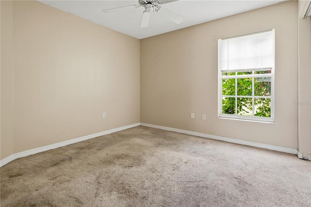 For Sale: $299,000 (3 beds, 2 baths, 1195 Square Feet)