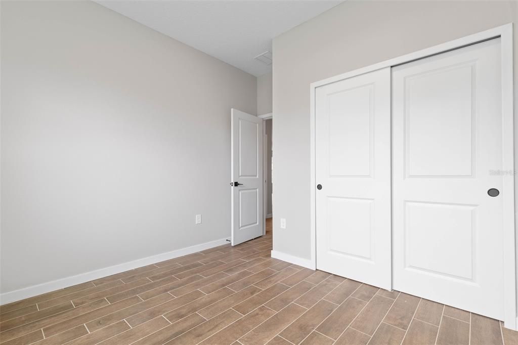For Sale: $424,900 (4 beds, 2 baths, 1873 Square Feet)