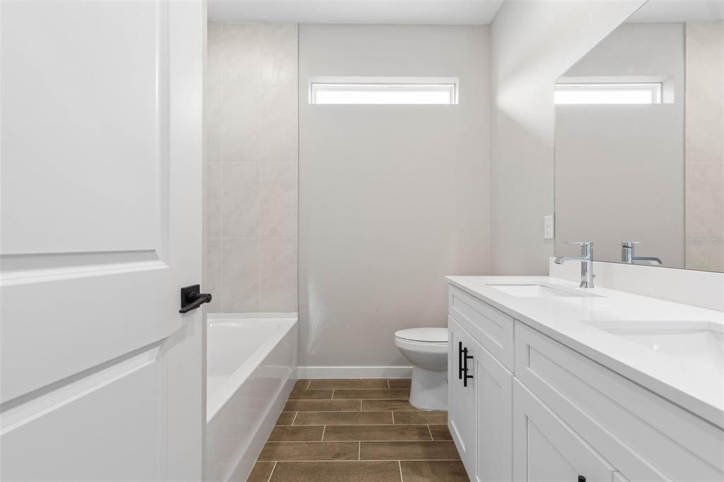 For Sale: $424,900 (4 beds, 2 baths, 1873 Square Feet)
