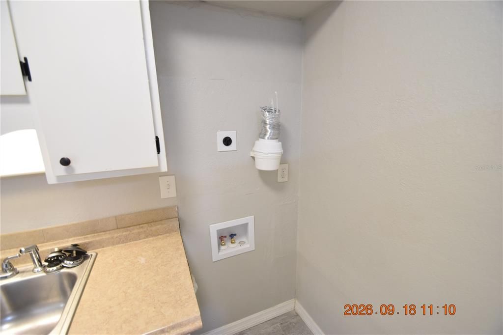 В аренду: $1,395 (1 спален, 1 ванн, 550 Квадратных фут)