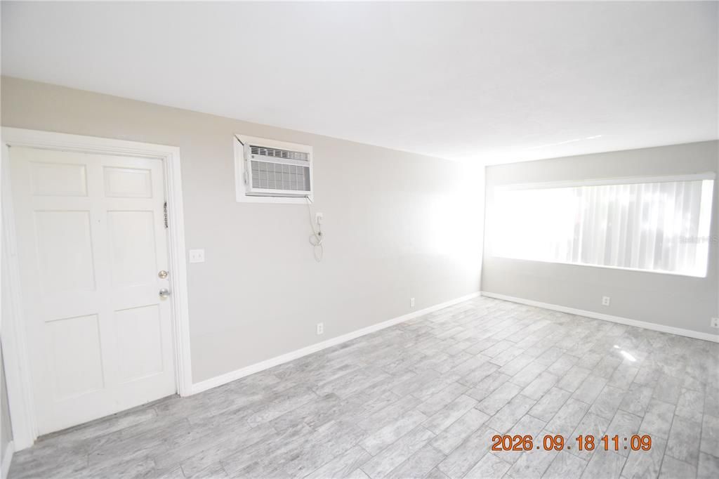 В аренду: $1,395 (1 спален, 1 ванн, 550 Квадратных фут)