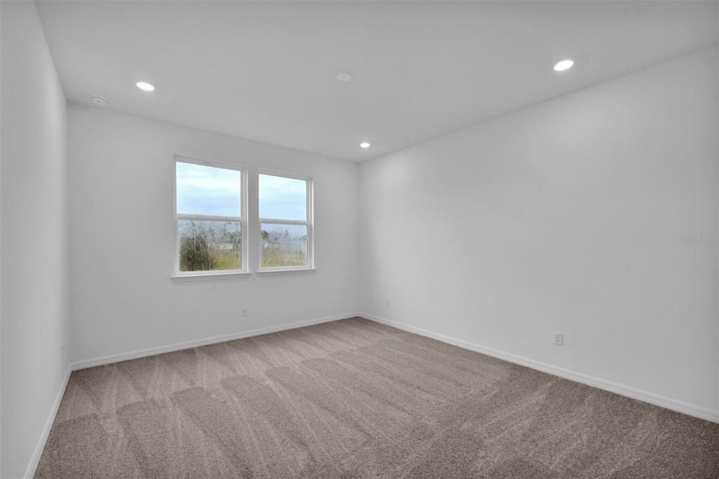 En Venta: $372,000 (3 camas, 2 baños, 1962 Pies cuadrados)