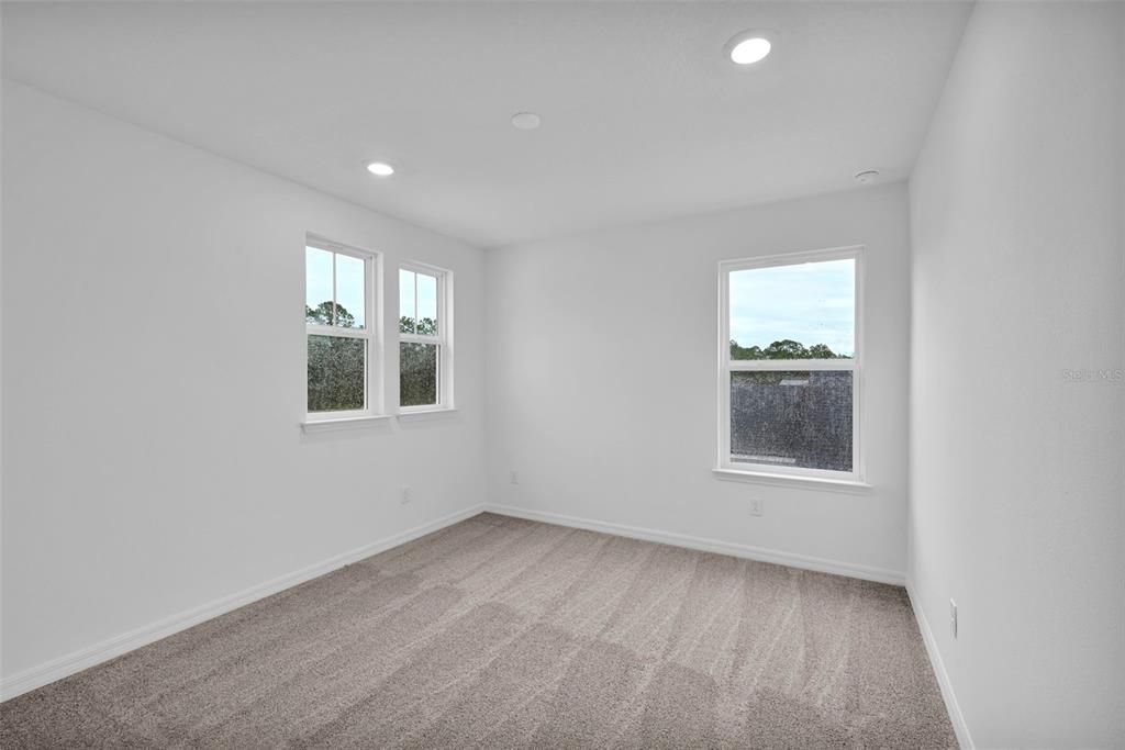 En Venta: $372,000 (3 camas, 2 baños, 1962 Pies cuadrados)