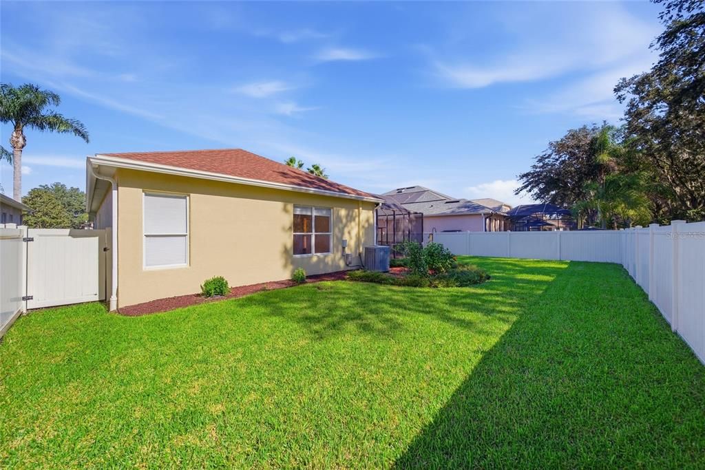 En Venta: $549,999 (3 camas, 3 baños, 2531 Pies cuadrados)