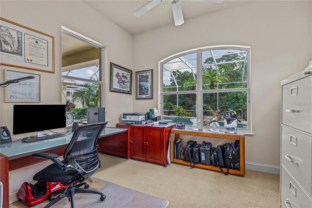 En Venta: $1,375,000 (4 camas, 4 baños, 4342 Pies cuadrados)