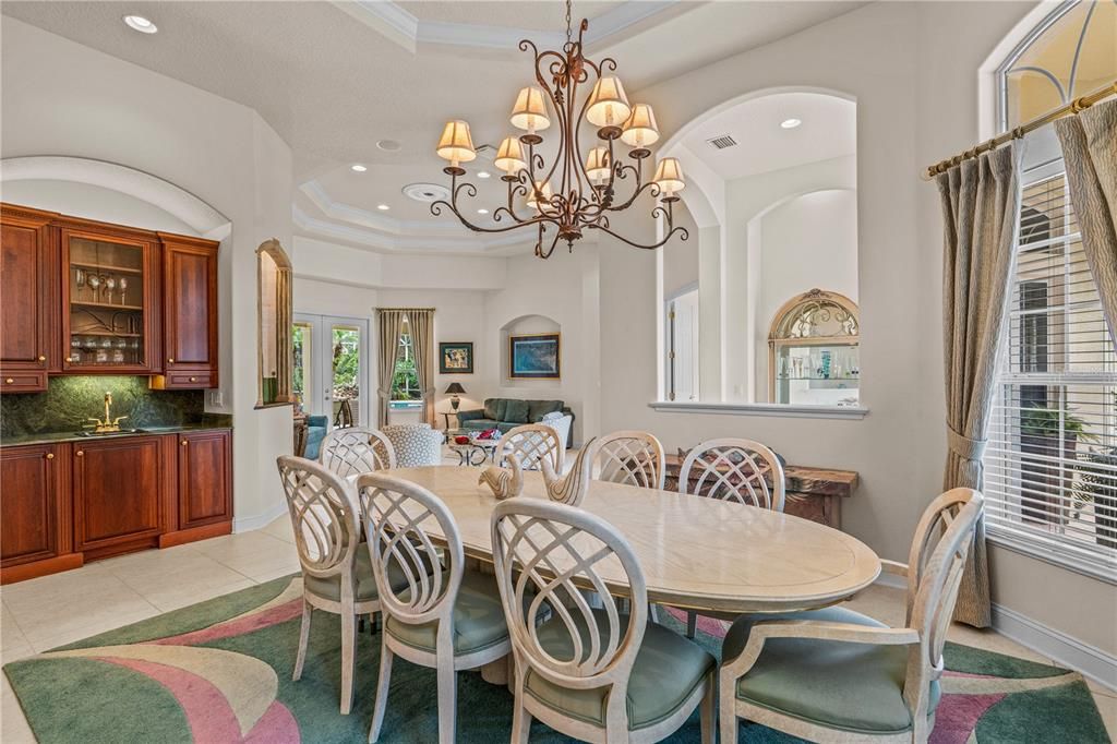 En Venta: $1,375,000 (4 camas, 4 baños, 4342 Pies cuadrados)