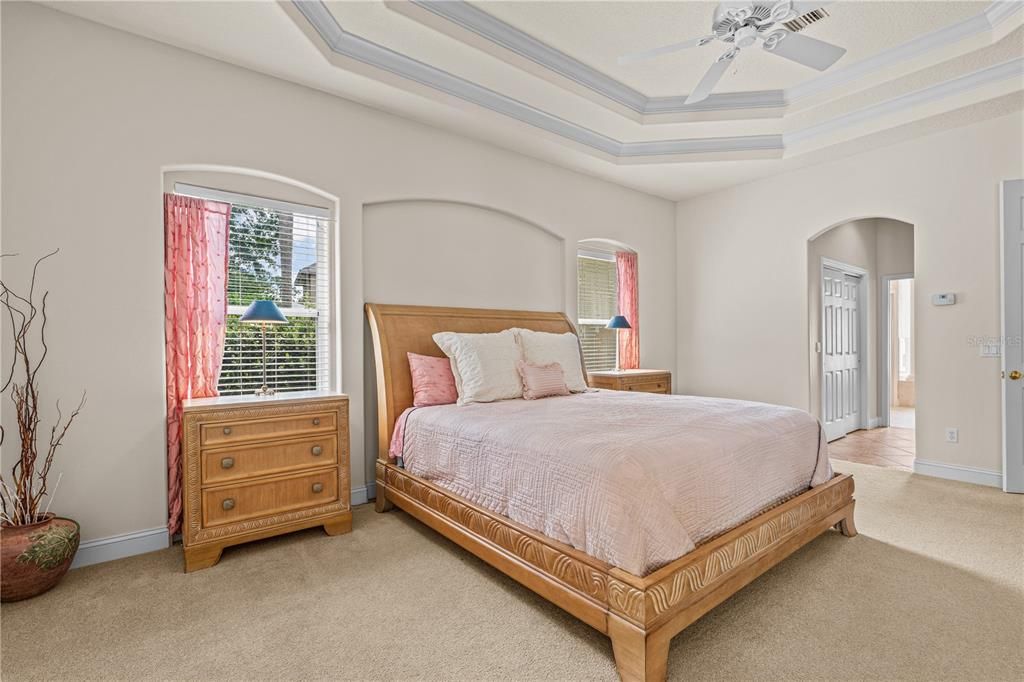 En Venta: $1,375,000 (4 camas, 4 baños, 4342 Pies cuadrados)