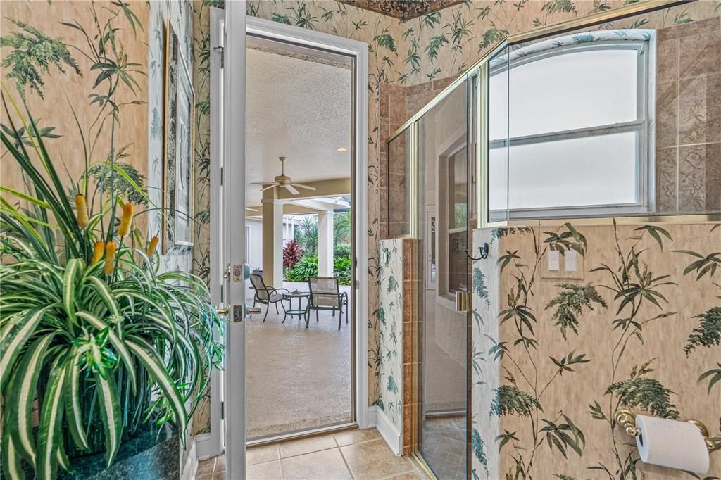 En Venta: $1,375,000 (4 camas, 4 baños, 4342 Pies cuadrados)
