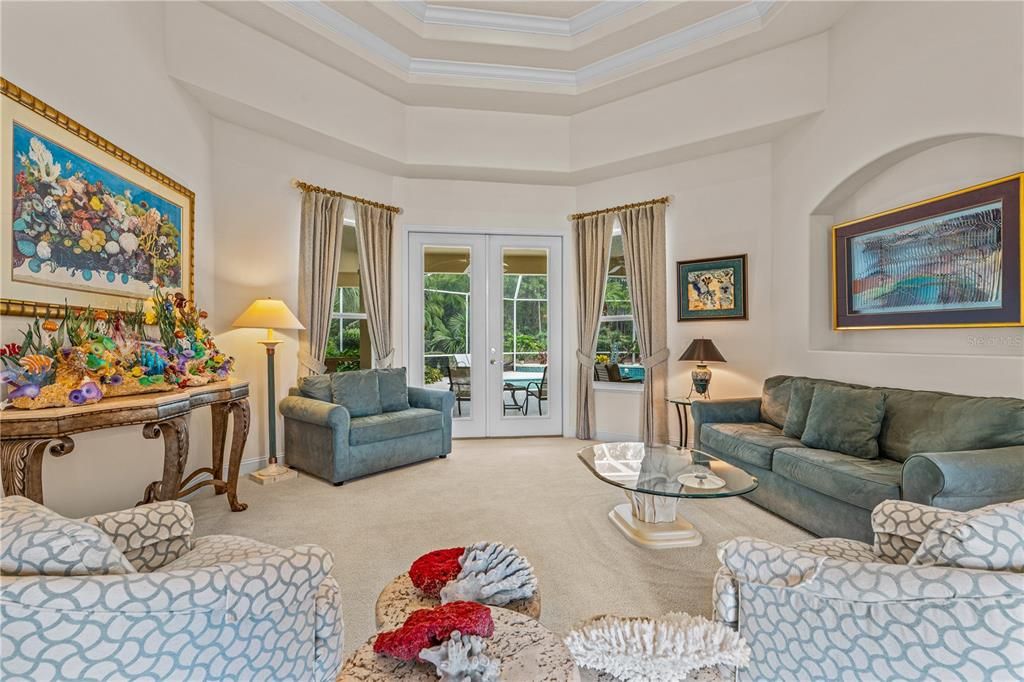 En Venta: $1,375,000 (4 camas, 4 baños, 4342 Pies cuadrados)