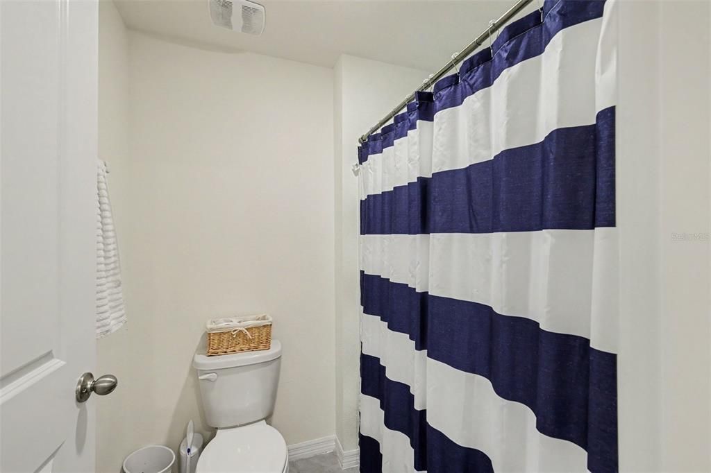 En Venta: $385,000 (5 camas, 3 baños, 2604 Pies cuadrados)