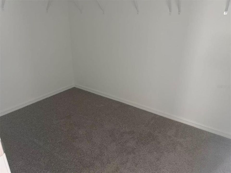 В аренду: $2,400 (4 спален, 2 ванн, 2109 Квадратных фут)