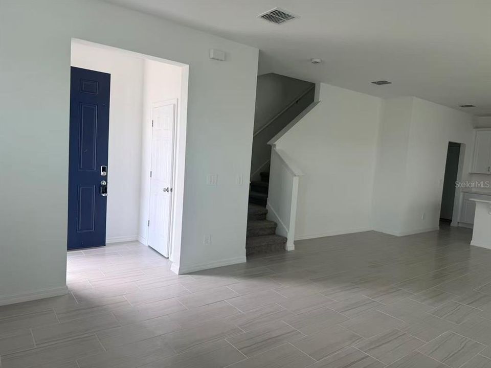 В аренду: $2,400 (4 спален, 2 ванн, 2109 Квадратных фут)