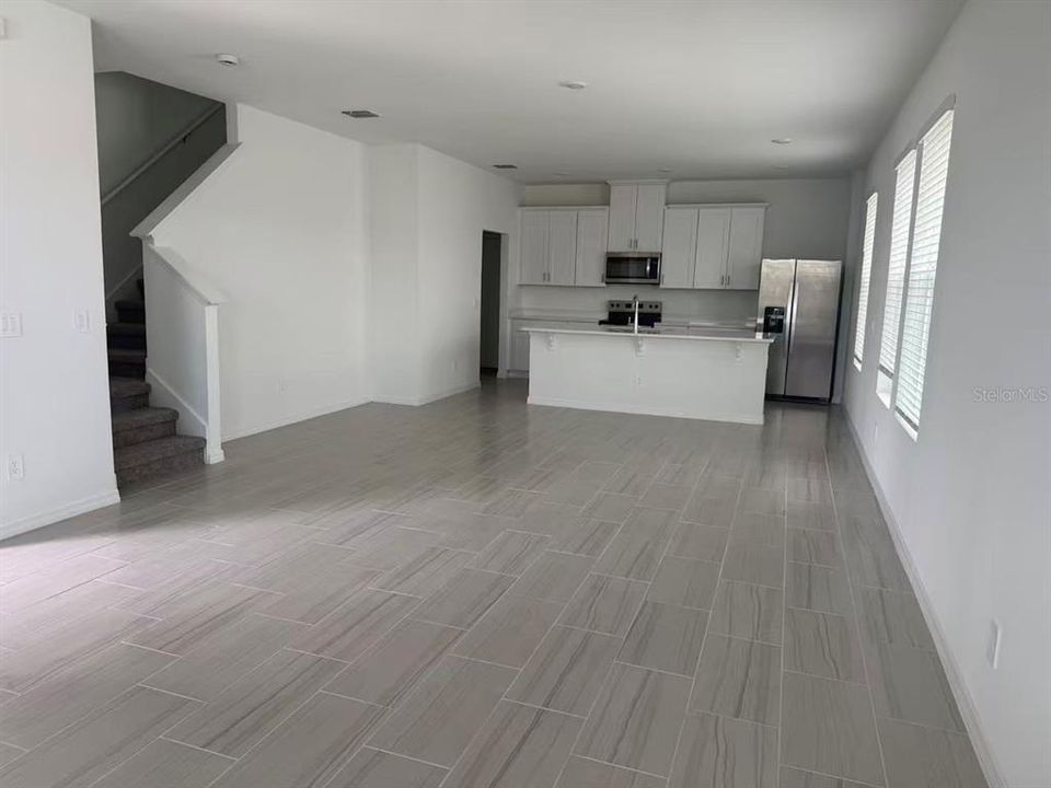 В аренду: $2,400 (4 спален, 2 ванн, 2109 Квадратных фут)