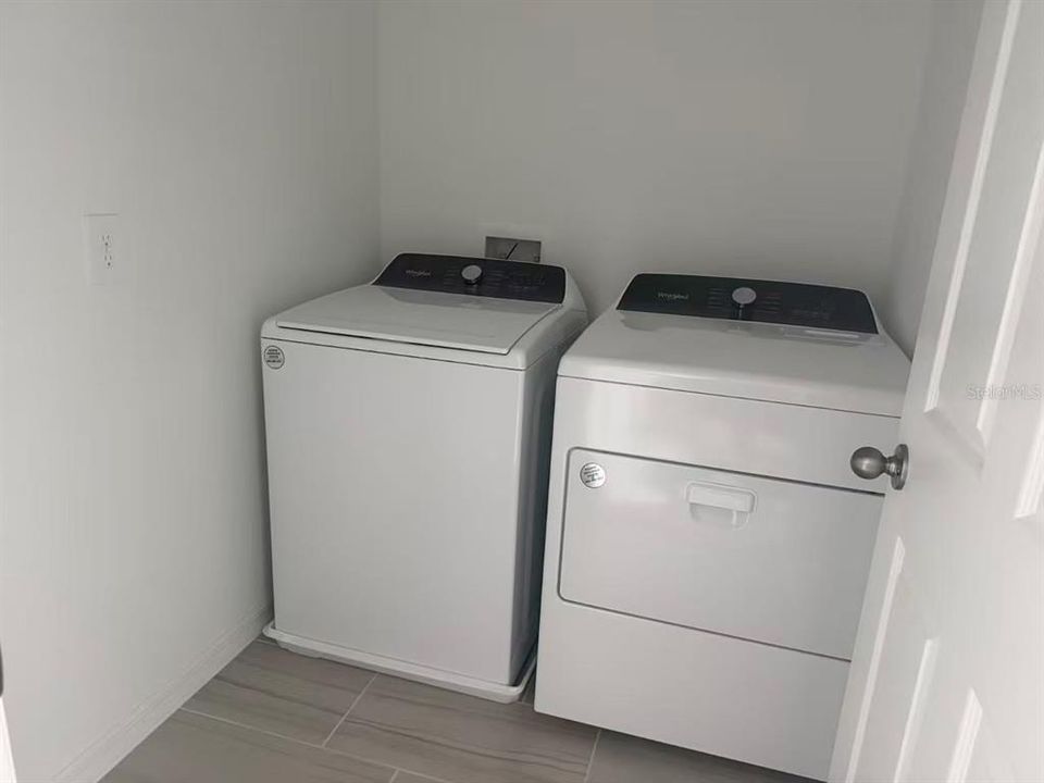 В аренду: $2,400 (4 спален, 2 ванн, 2109 Квадратных фут)