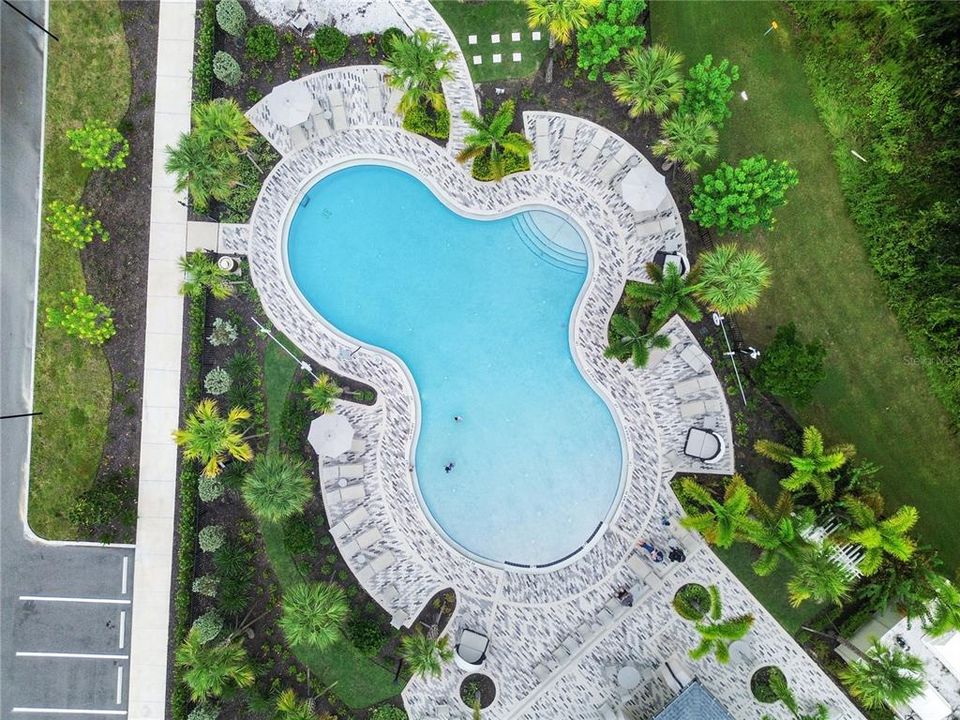 На продажу: $339,900 (4 спален, 3 ванн, 1972 Квадратных фут)