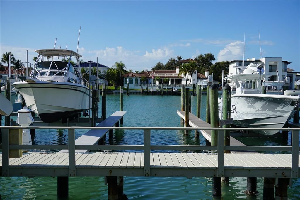 For Rent: $4,700 (3 beds, 3 baths, 1775 Square Feet)
