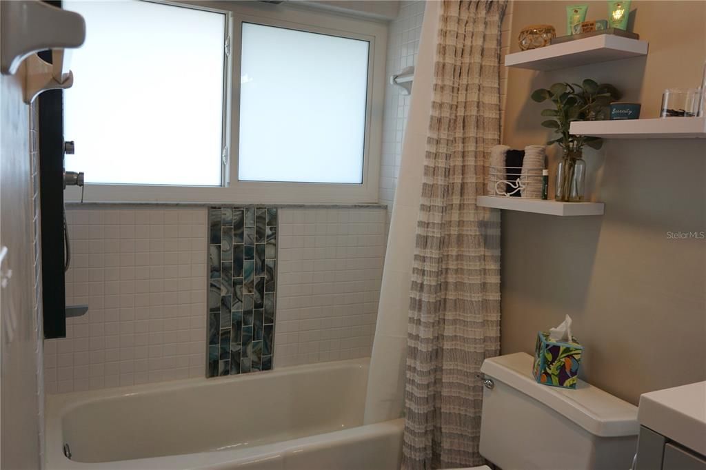 For Rent: $4,700 (3 beds, 3 baths, 1775 Square Feet)