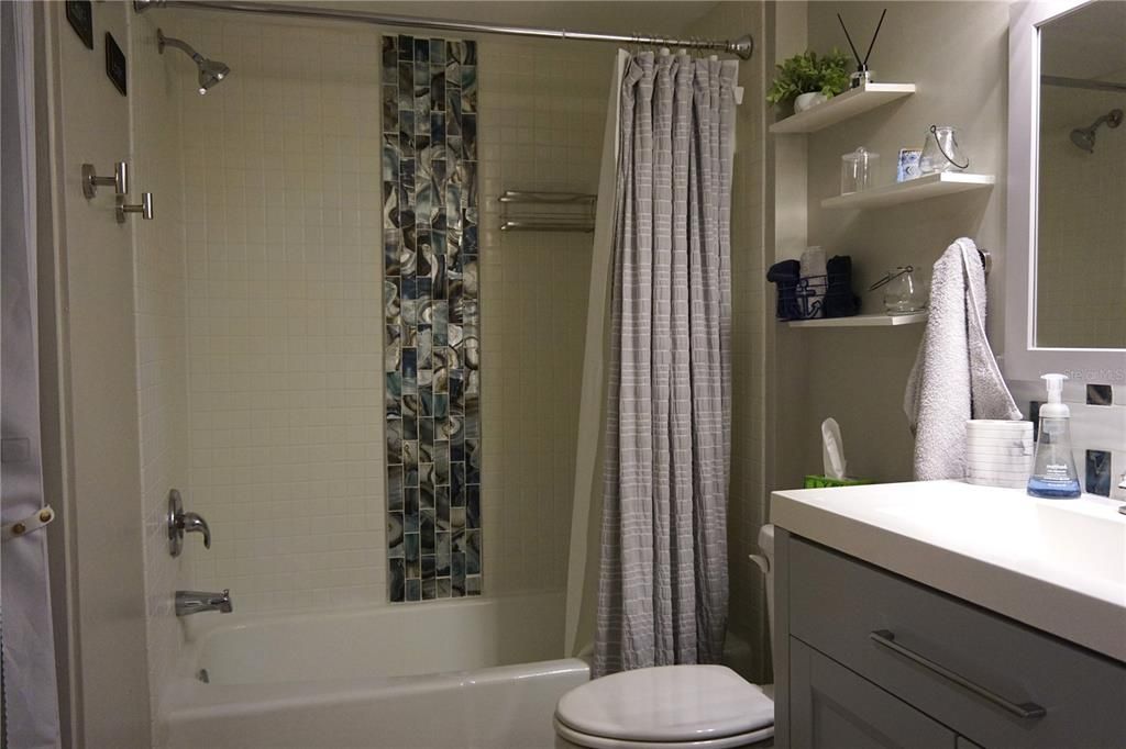 For Rent: $4,700 (3 beds, 3 baths, 1775 Square Feet)
