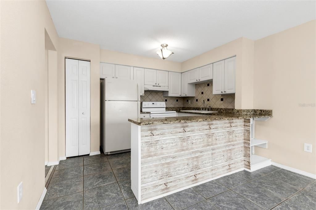 En Venta: $92,000 (1 camas, 1 baños, 550 Pies cuadrados)