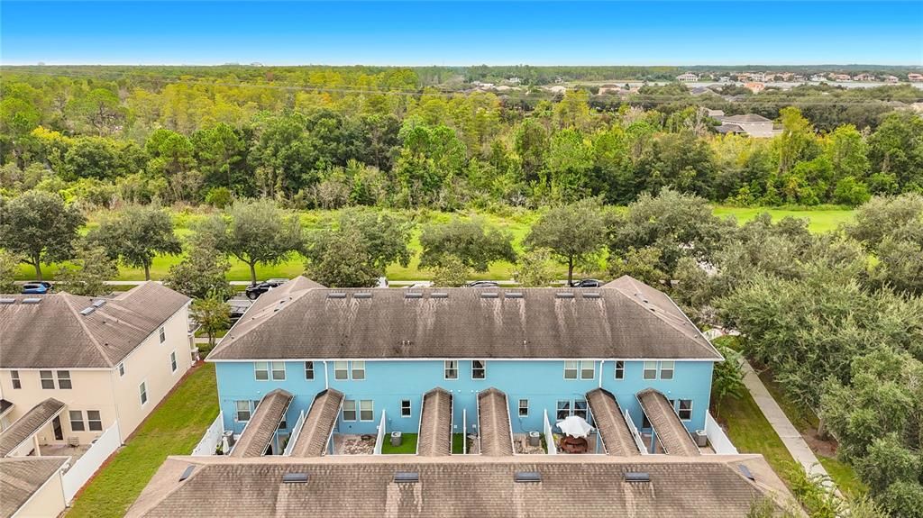 For Sale: $330,000 (2 beds, 2 baths, 1077 Square Feet)