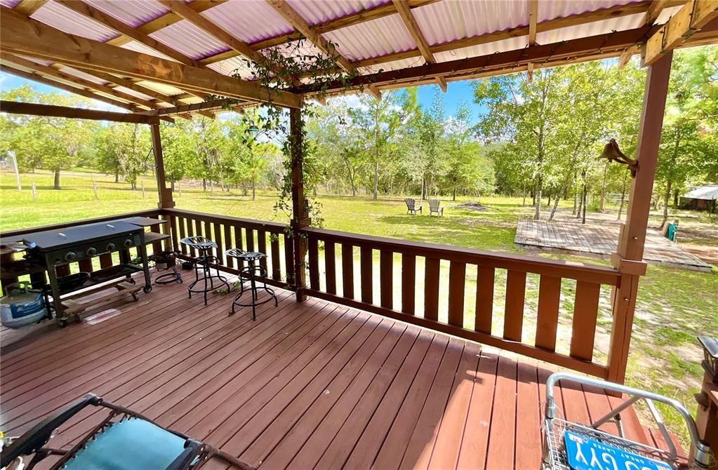 For Sale: $239,900 (3 beds, 2 baths, 1296 Square Feet)