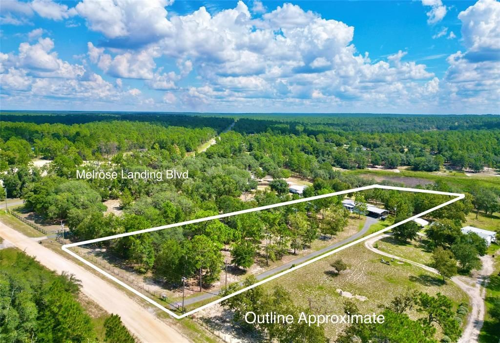 For Sale: $239,900 (3 beds, 2 baths, 1296 Square Feet)