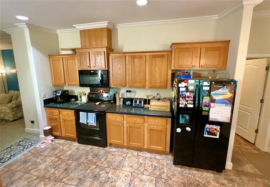 For Sale: $239,900 (3 beds, 2 baths, 1296 Square Feet)