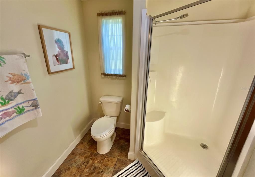 For Sale: $239,900 (3 beds, 2 baths, 1296 Square Feet)