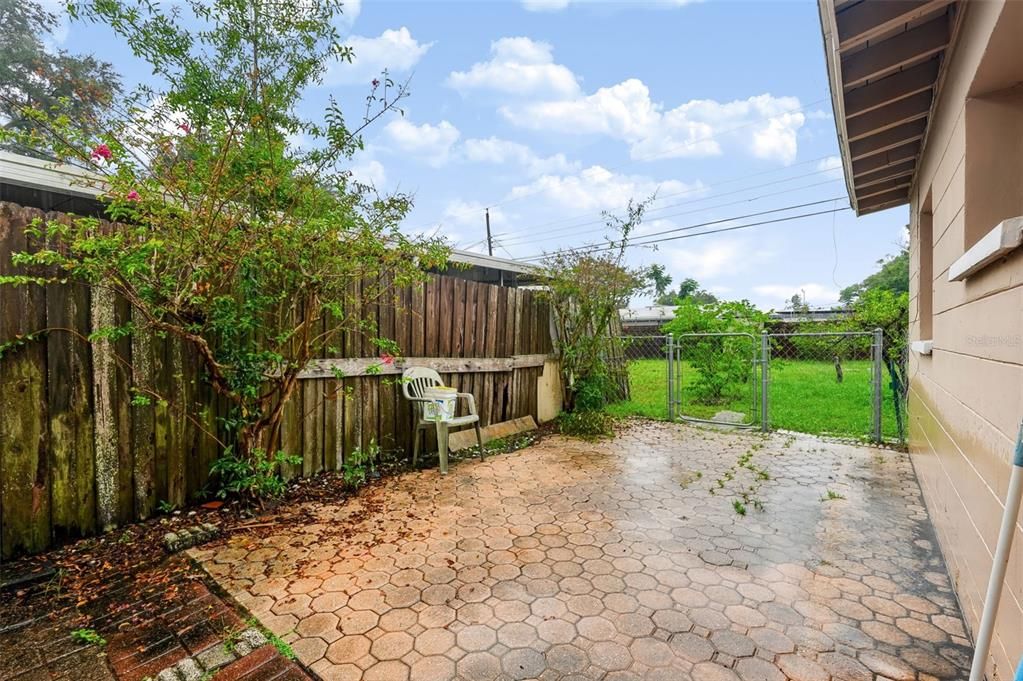 Activo con contrato: $225,000 (2 camas, 1 baños, 720 Pies cuadrados)