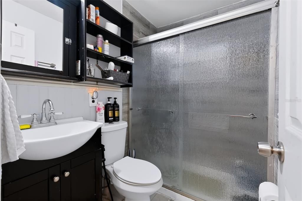 Activo con contrato: $225,000 (2 camas, 1 baños, 720 Pies cuadrados)