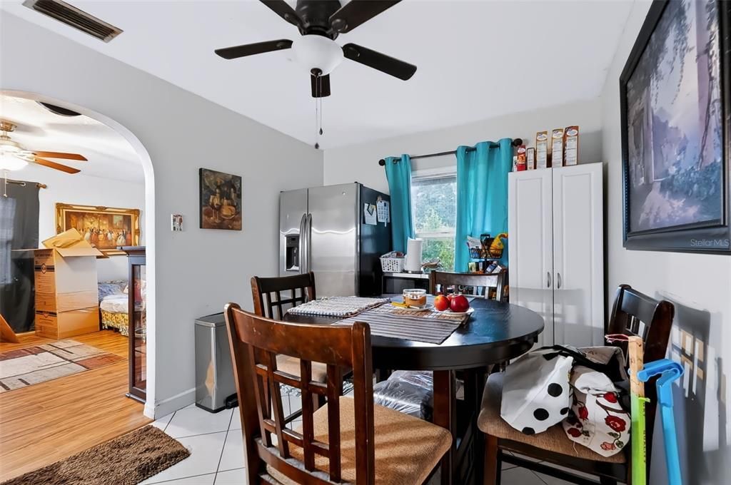 Activo con contrato: $225,000 (2 camas, 1 baños, 720 Pies cuadrados)