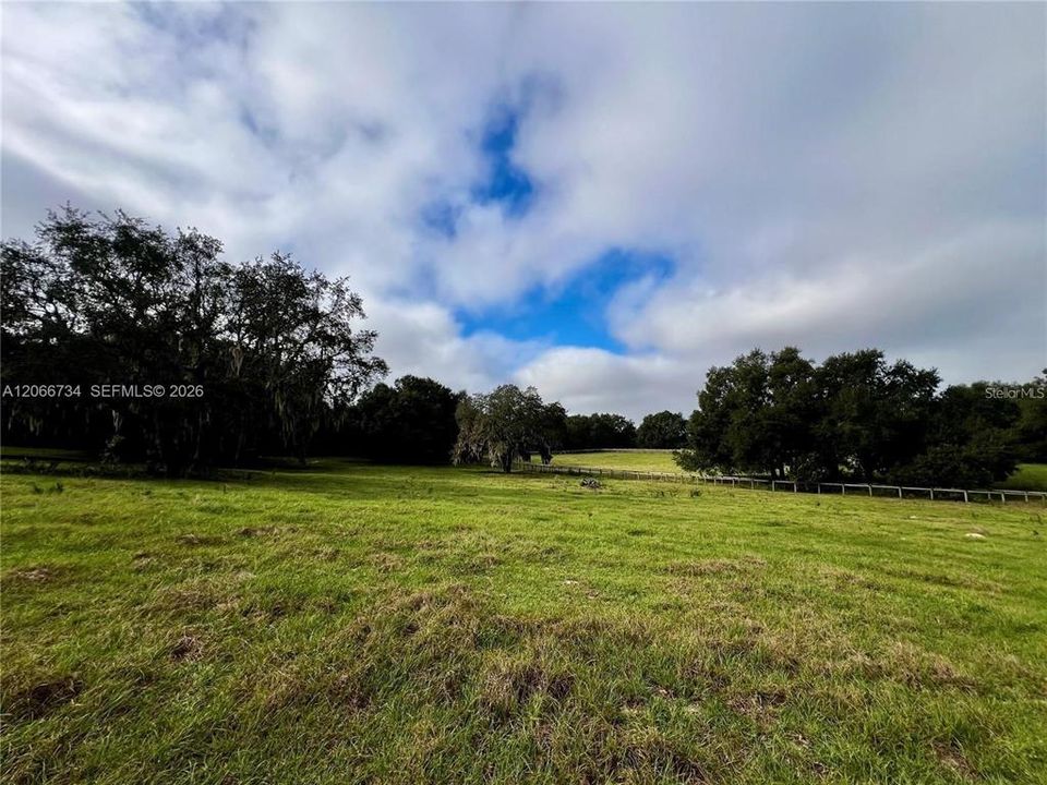 待售: $190,000 (5.00 acres)