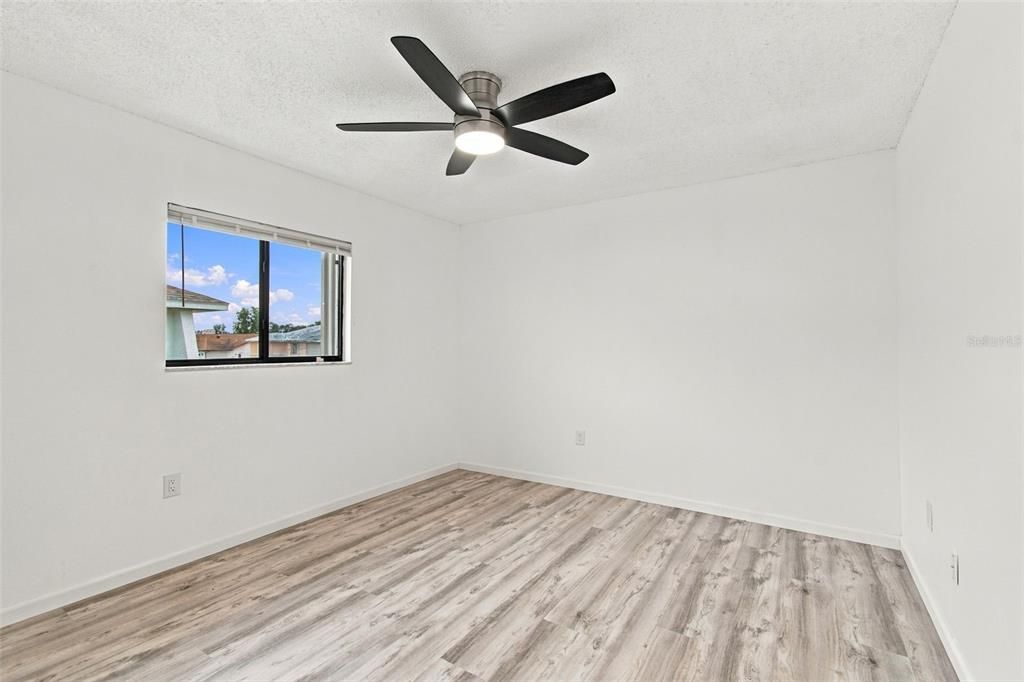 En Venta: $347,999 (3 camas, 2 baños, 1670 Pies cuadrados)