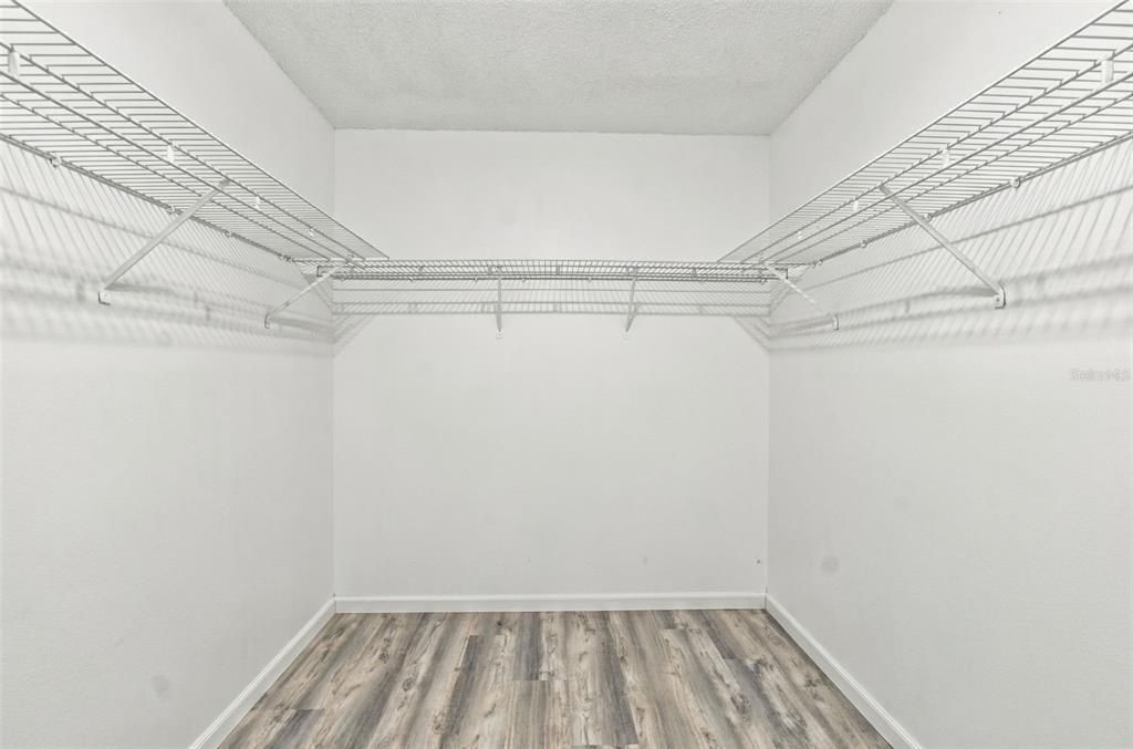 En Venta: $347,999 (3 camas, 2 baños, 1670 Pies cuadrados)