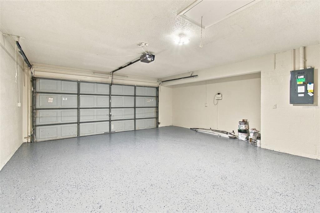 En Venta: $347,999 (3 camas, 2 baños, 1670 Pies cuadrados)