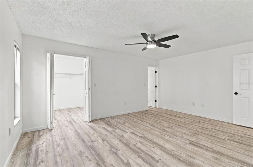 En Venta: $347,999 (3 camas, 2 baños, 1670 Pies cuadrados)
