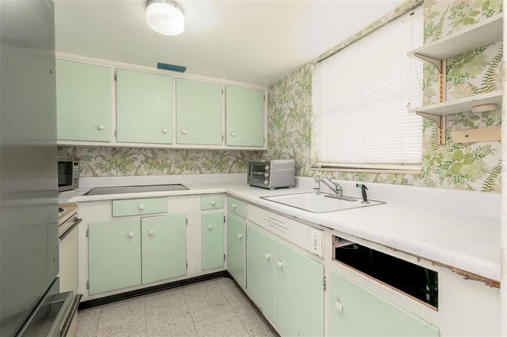 En Venta: $359,000 (1 camas, 1 baños, 700 Pies cuadrados)