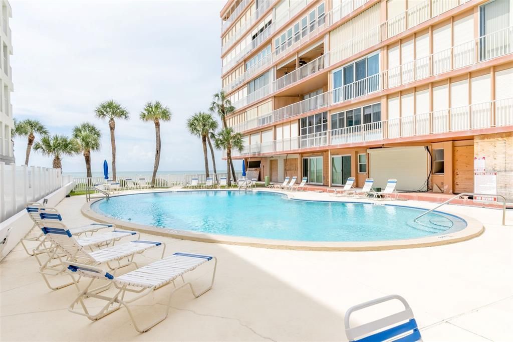 En Venta: $359,000 (1 camas, 1 baños, 700 Pies cuadrados)