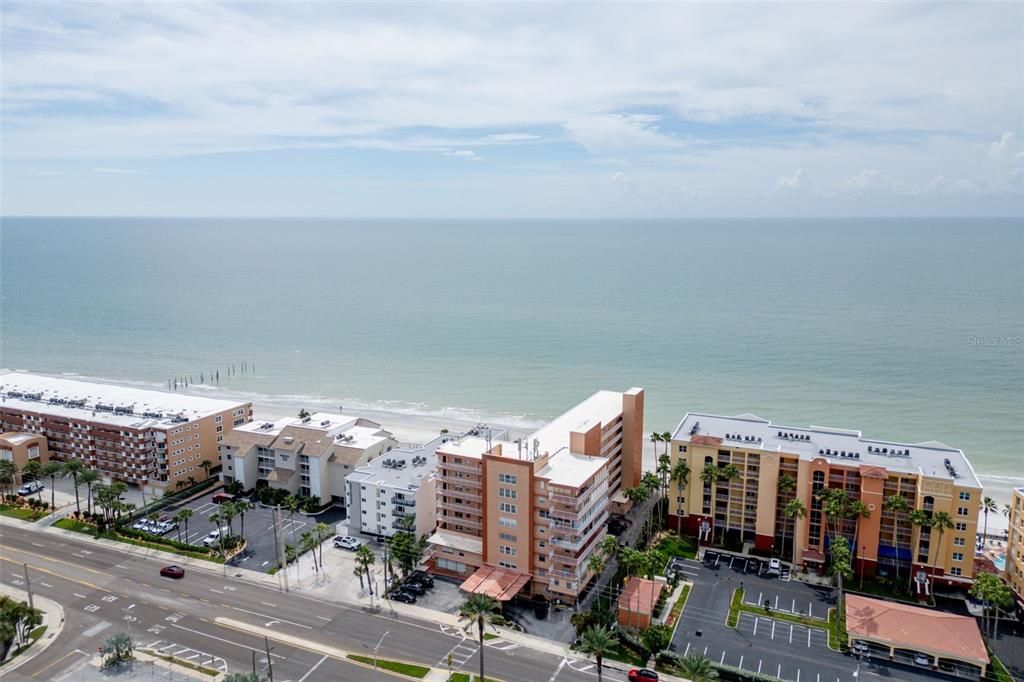 En Venta: $359,000 (1 camas, 1 baños, 700 Pies cuadrados)