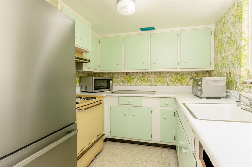 En Venta: $359,000 (1 camas, 1 baños, 700 Pies cuadrados)