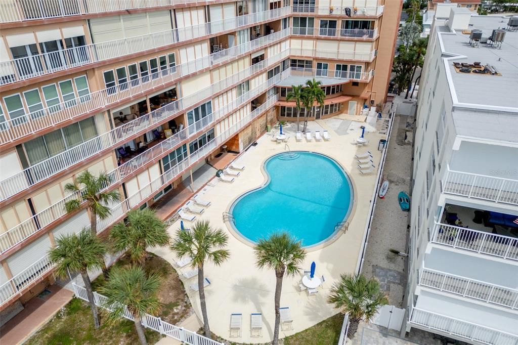 En Venta: $359,000 (1 camas, 1 baños, 700 Pies cuadrados)
